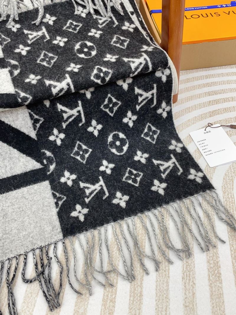 Louis Vuitton Scarf